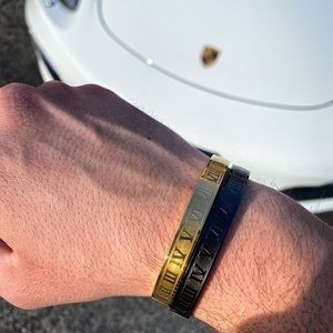 Gold/ Silver/ Black/ Rose Roman Numeral Bracelet